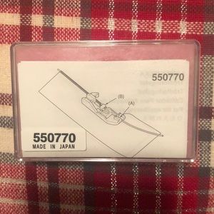 Serger Yarn Application Foot (550770)